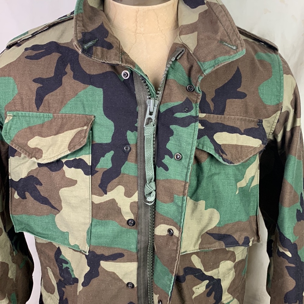 1990s Tricolor Cold Weather Military Jacket - Picture 6 of 10